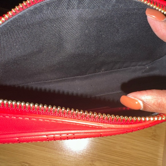 ♥️‼️Burberry Lola Small Quilted Shoulder Bag in color red! - Picture 8 of 9